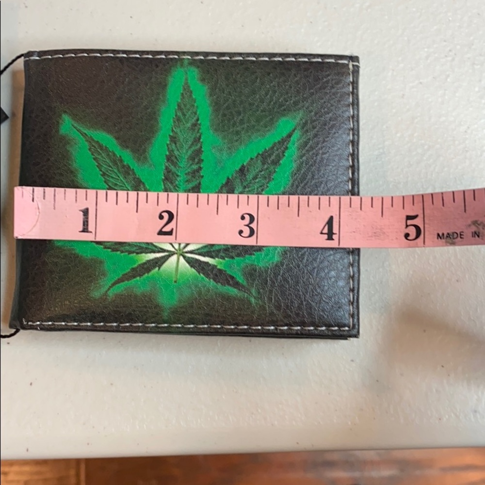 HANDCRAFTED WALLET - Picture 7 of 7